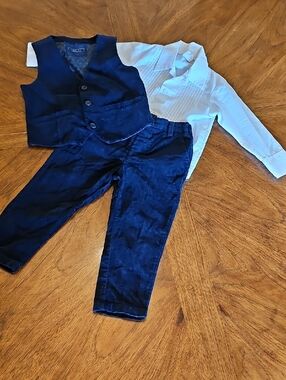 3 Pc Velvet Blue Sz 12 To 24 Mo Suit Tuxedo Shirt Pants Vest Wedding Church EUC